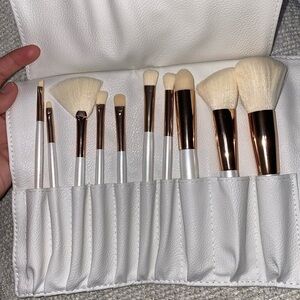 La Beaute Soi 10 Pc Makeup Brush Set Kit w White Vegan Leather Travel Case NEW
